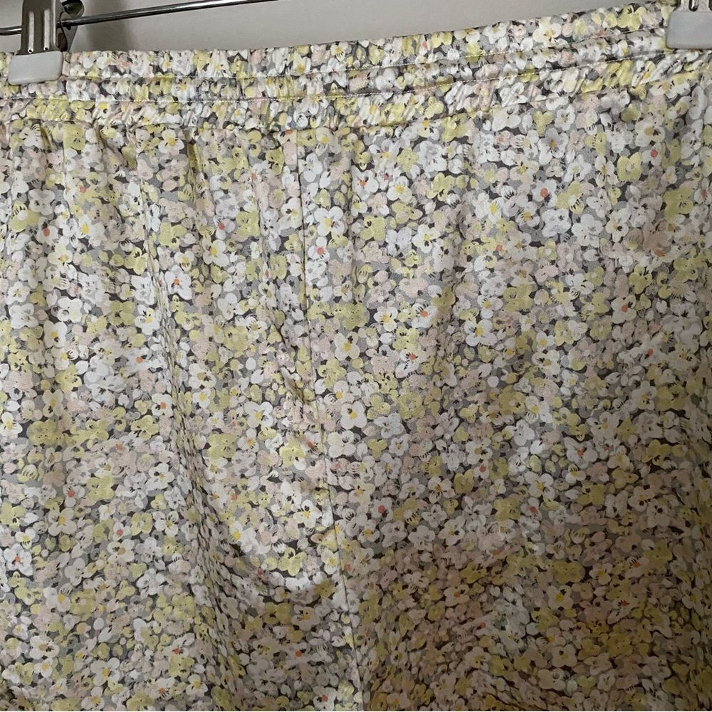 Jason Wu Pajama Shorts Lace Trim Satin Runner Stretch Yellow Floral Comfy Cute - Picture 7 of 11